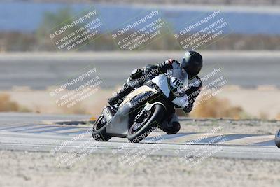 media/Oct-05-2025-CVMA (Sun) [[beeef4f201]]/Race 2-Supersport Middleweight/